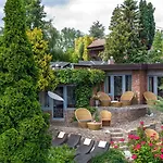 Land Gut Hoehne
